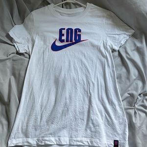 nike t shirt
